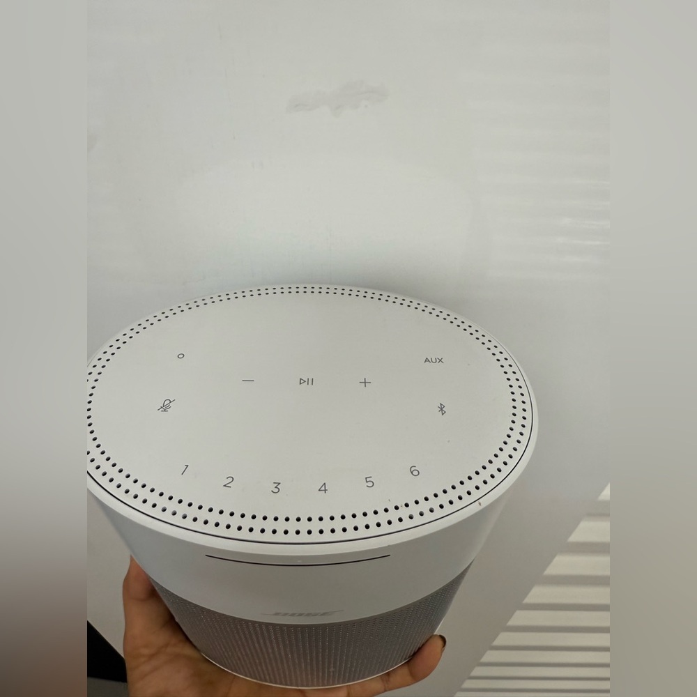 Bose White Bluetooth Speaker